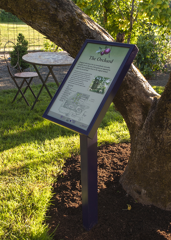 Rogerson Clematis Garden - The Orchard Garden Sign